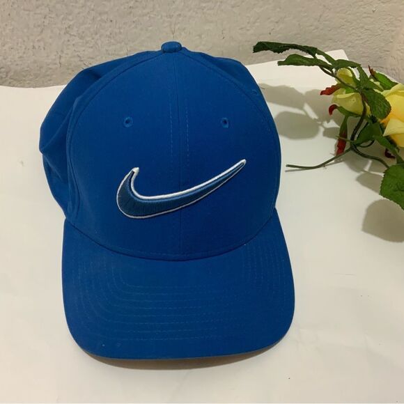 Nike Aerobill Classic 99 Royal Blue L/ XL Embroidered logo - Picture 3 of 9